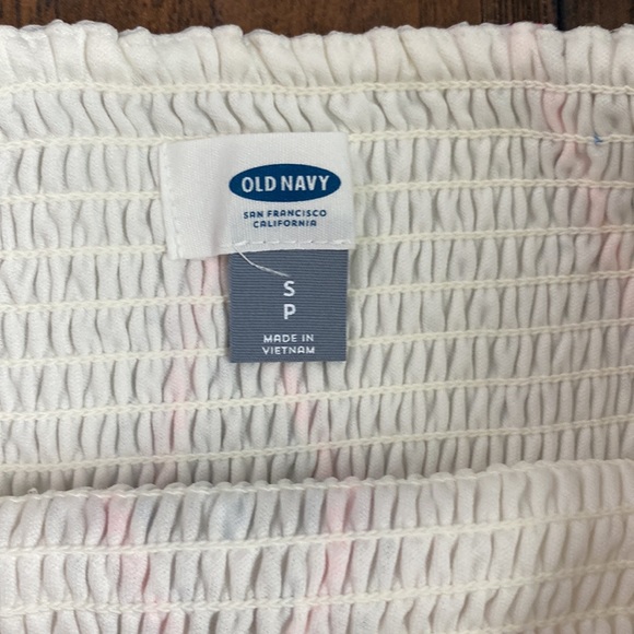 Old Navy Maxi Dress - Picture 3 of 3